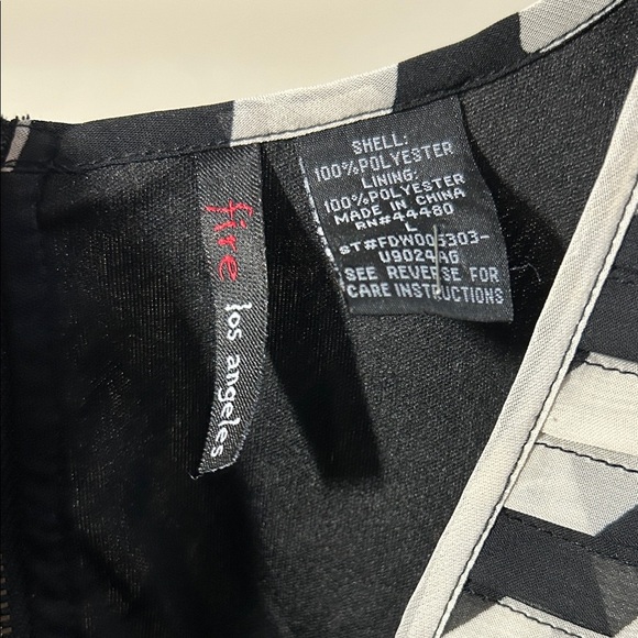 Fire Los Angeles Women Juniors Dress Large Black Ivory Multi-color Shift Striped - Picture 2 of 6